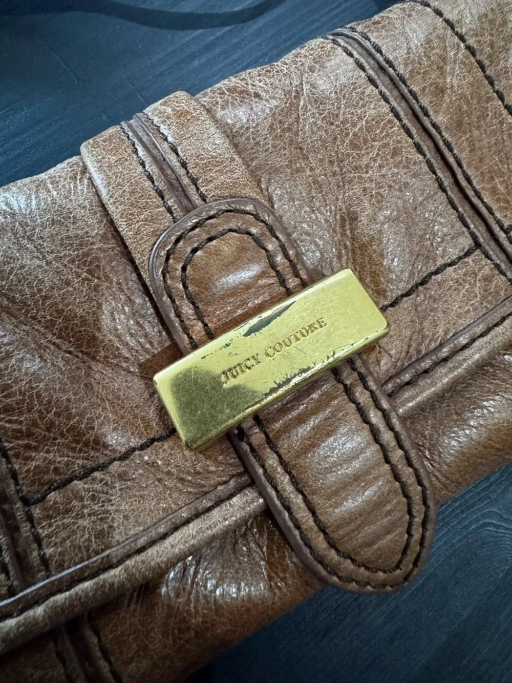 Vintage Juicy Couture Tan Brown Leather Crossbody Wallet - Picture 3 of 6